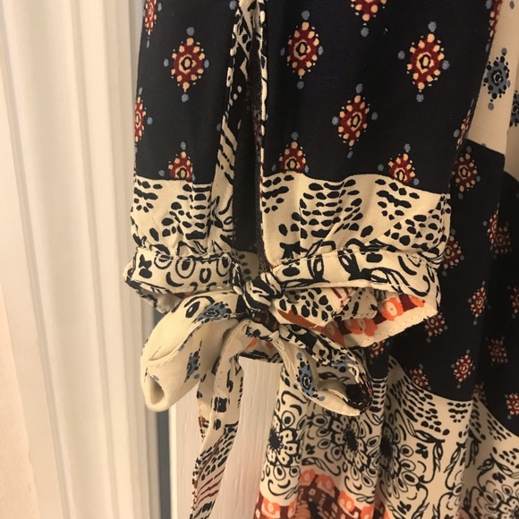 Dress - Picture 3 of 4